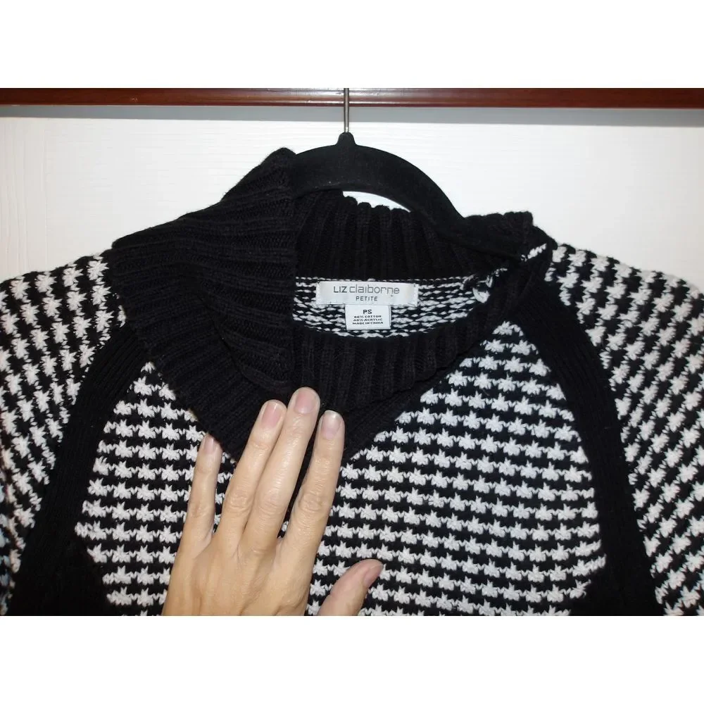 Liz Claiborne Houndstooth Mock Neck‎ Sweater Black White Pattern Knit Pullover